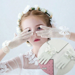 svečane rukavice, rukavice s mrežicom, bijele svečane rukavice, rukavice za djevojčice, elegantne rukavice, rukavice s perlama, rukavice s mašnom, svečani dodaci, odijelo za posebne prigode