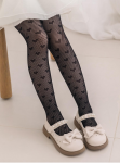 čarape za djevojčice, mrežaste čarape, čarape s uzorkom srca, elegancija za djevojčice, dječja moda, svečane čarape, kvalitetne čarape za djecu, crne čarape za djevojčice