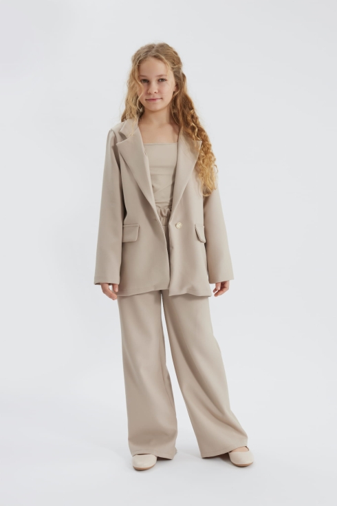 odijelo za djevojčice, elegantno dječje odijelo, dječje odijelo bež, svečana odjeća za djevojčice, odijelo za vjenčanje, školske priredbe, dječja moda Hrvatska, moderno odijelo za djevojčice, odijelo EU proizvodnja