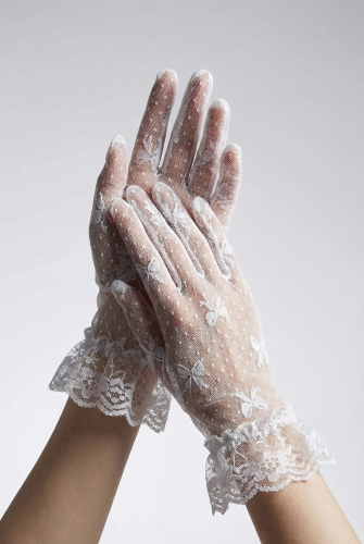 Čipkaste rukavice za Prvu Pričest – Elegancija za djevojčice